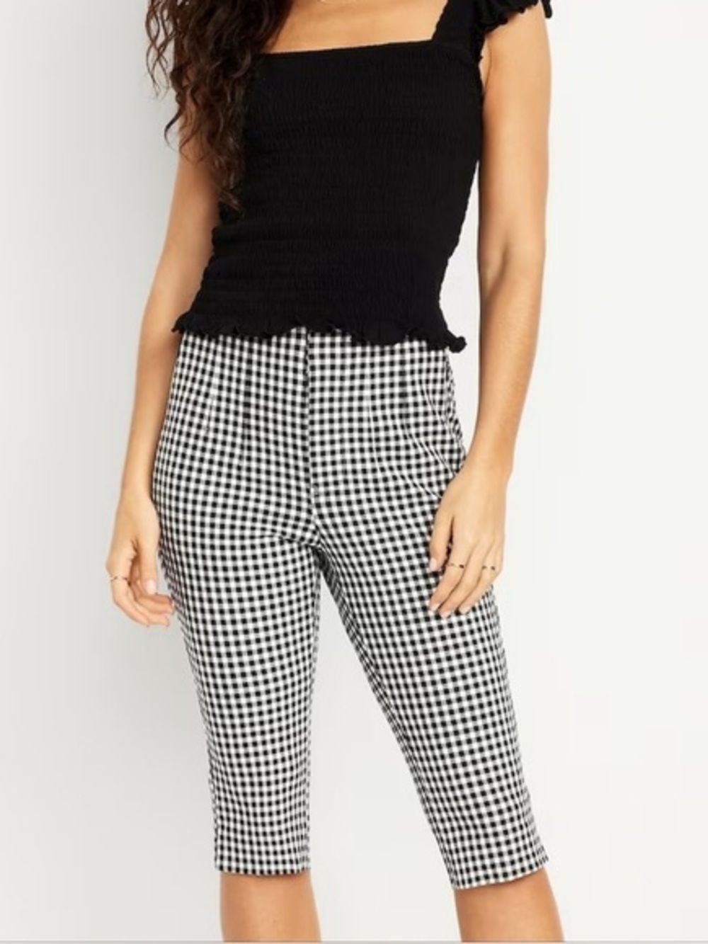Old Navy Extra High-Waisted Polished Pixie Capri Pants: Gingham - Size 16